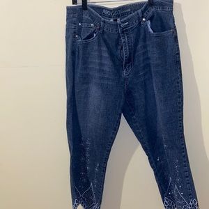 Women Apollo jeans capris